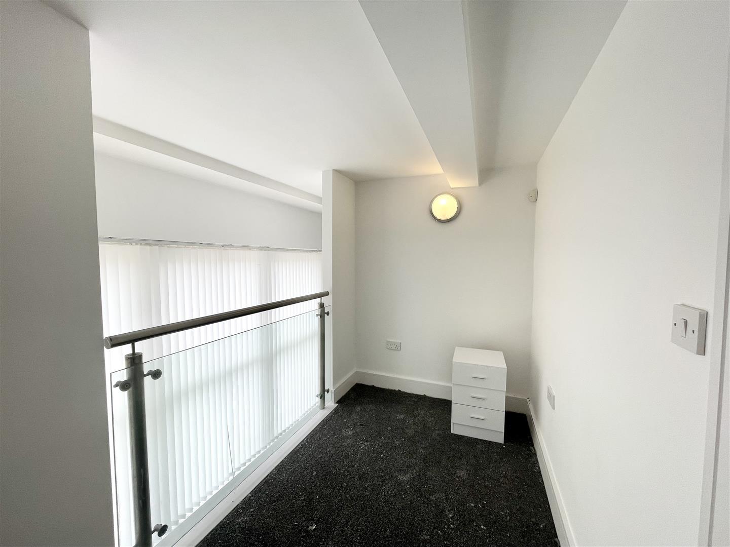 Sovereign Chambers, Temple Lane