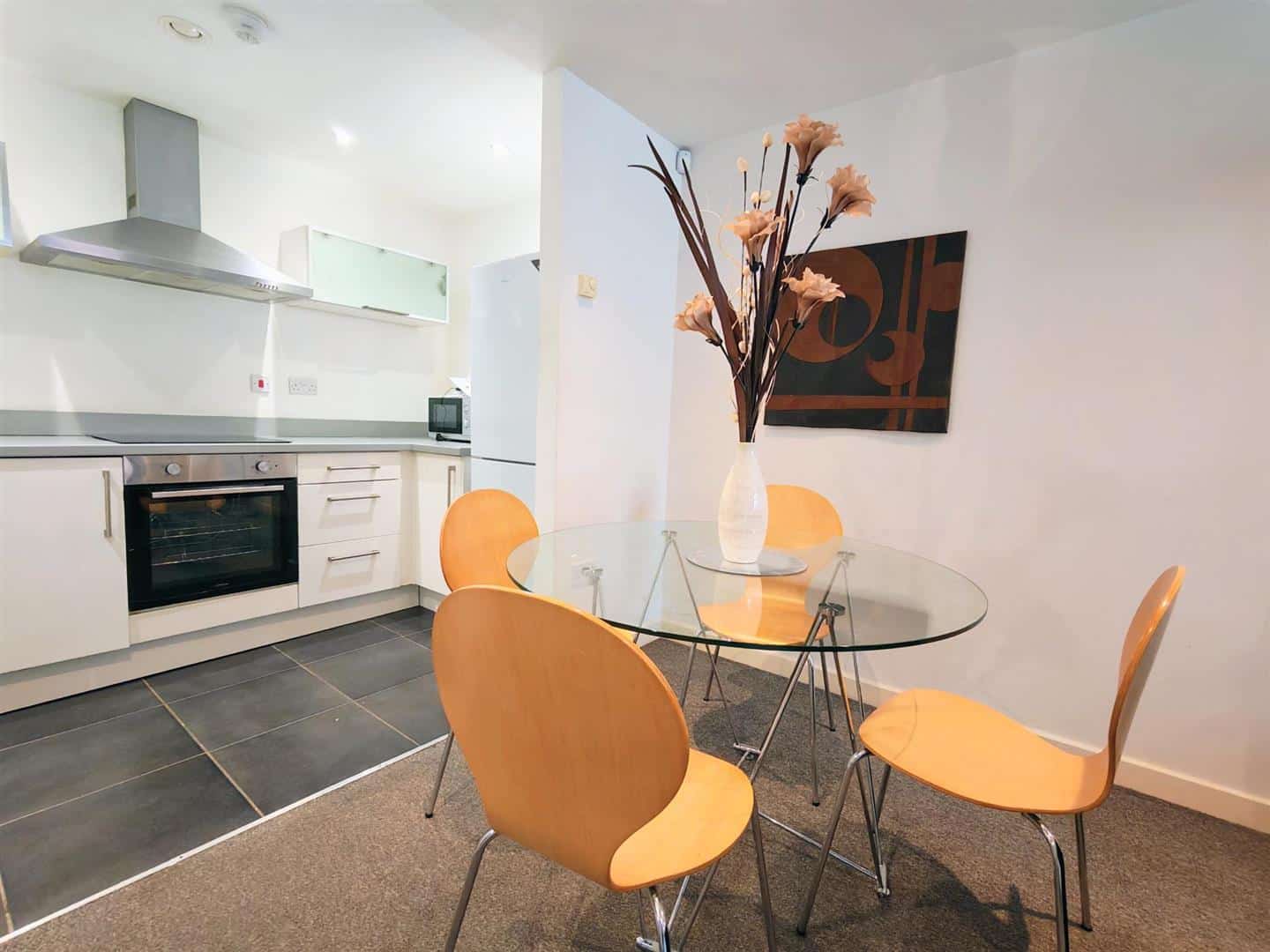 Chandlers Wharf, 31 Cornhill